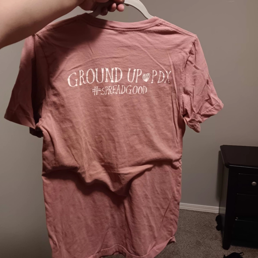 Women's Mauve Graphic Tee - "Lifting Womxn Up" - Picture 4 of 12
